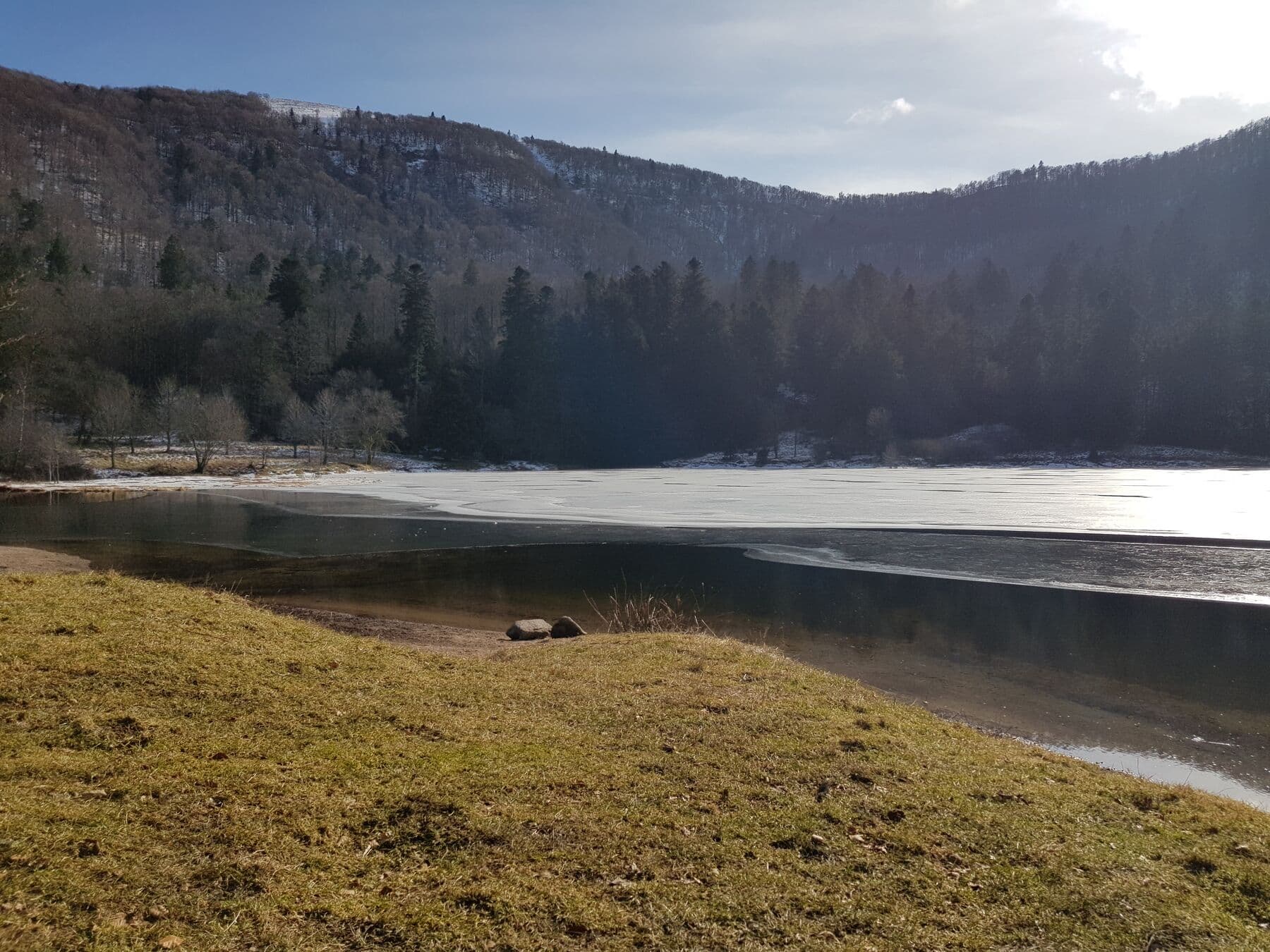 La rive dégelée